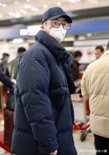 Sao Hoa ngữ đeo khẩu trang, tích cực tuyên truyền phòng chống virus corona-4