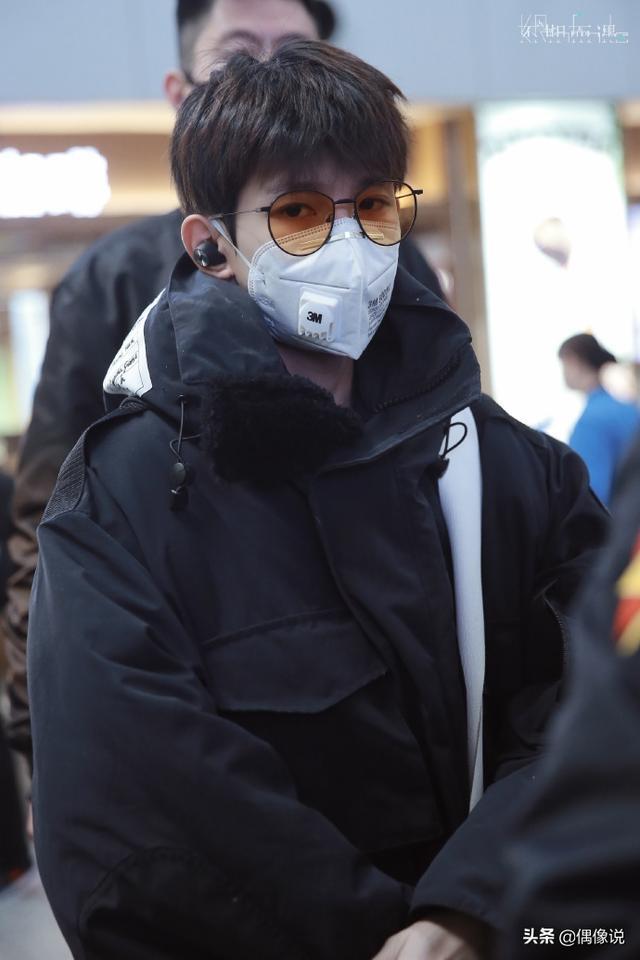 Sao Hoa ngữ đeo khẩu trang, tích cực tuyên truyền phòng chống virus corona-11