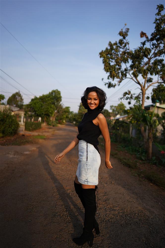 HHen Niê rũ bỏ hình tượng hoa hậu để hóa thân thành đả nữ trong phim hành động triệu đô-4