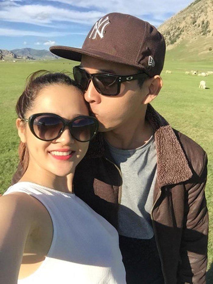 Fan liên tục réo tên Isaac sau khi Bảo Anh đăng ảnh gợi cảm trong chuyến du lịch Bali-6