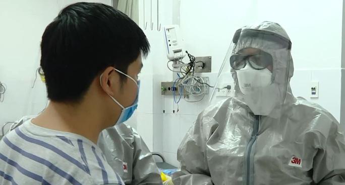 NÓNG: Tiết lộ cách chữa thành công người nhiễm virus corona của Bệnh viện Chợ Rẫy-1