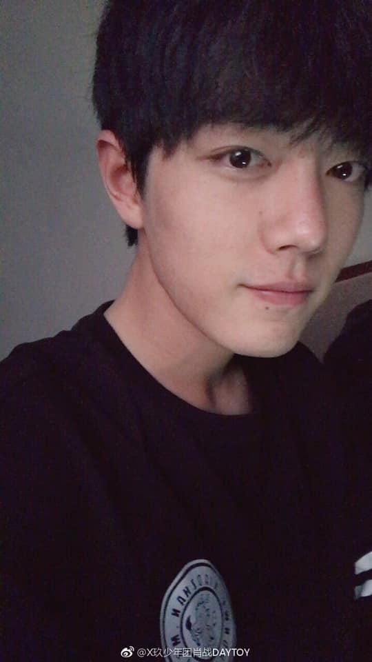 Đẹp trai phải như Tiêu Chiến: Để mặt mộc vẫn chứng minh được đẳng cấp mỹ nam-14