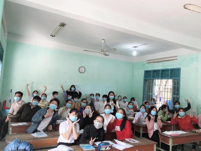 Lì xì đầu năm bằng khẩu trang giữa dịch corona-3