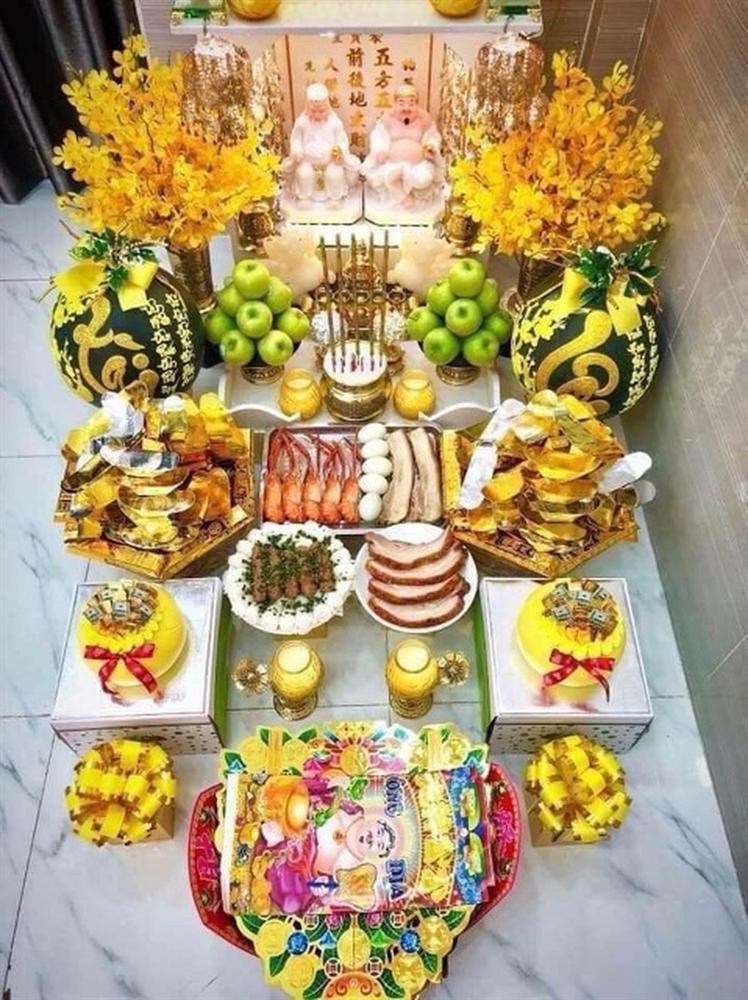 Chuẩn bị mâm cơm cúng Thần Tài đầy đủ gồm những gì?-2