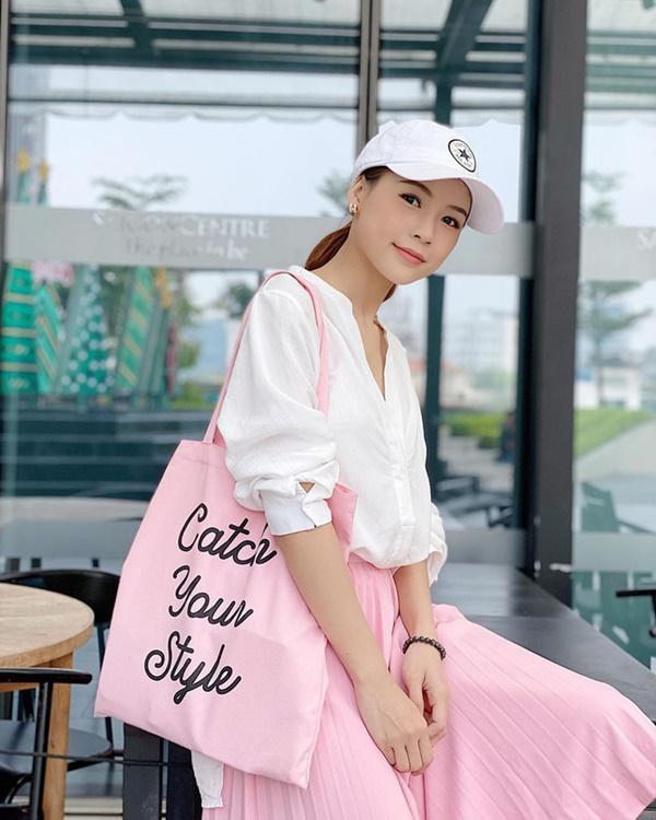 Thanh Hằng, Quỳnh Anh Shyn, Thúy Ngân lên đồ hồng du xuân: Tưởng sến súa mà đẹp khó cưỡng-7