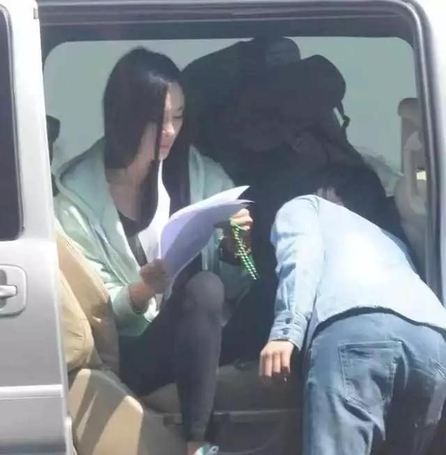 Diễn viên Hoa ngữ học thuộc lời thoại dày cả quyển như thế nào-5