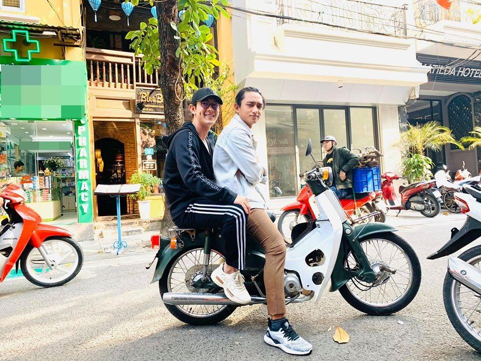 Không nhận ra Hữu Vi với hình ảnh mới nhất, diện mạo nam thần đã bay đi đâu rồi?-2