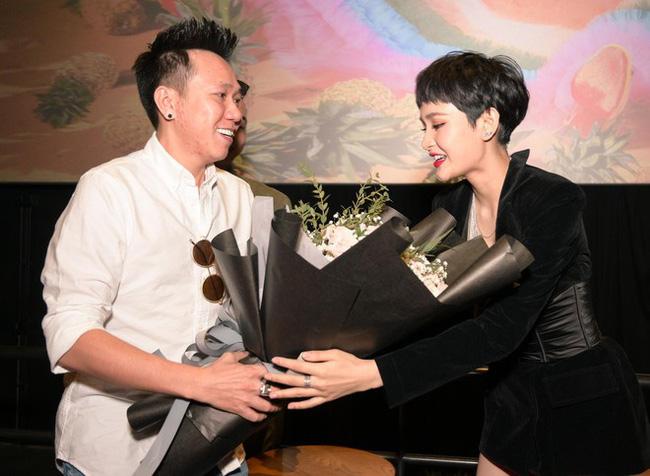 Bị dân mạng nghi ngờ đi cầu duyên mong Anh Đức cưới, Hiền Hồ lên tiếng-2