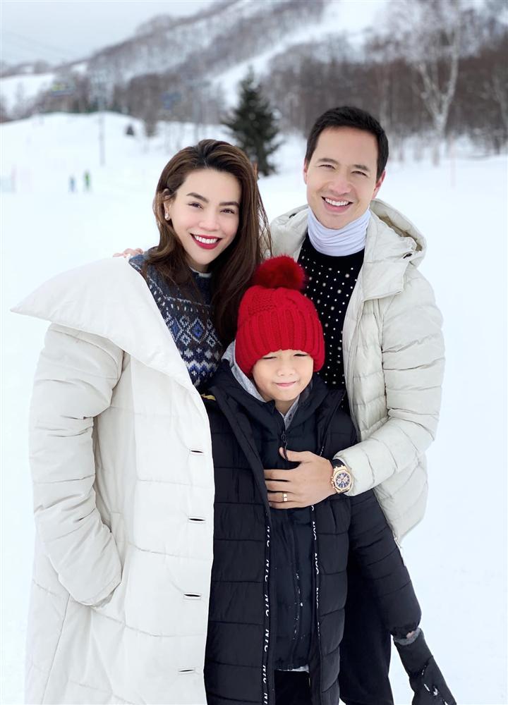 Cho con và người tình diện đồ đôi đẹp mắt, Hồ Ngọc Hà quả thật quá cao tay-1