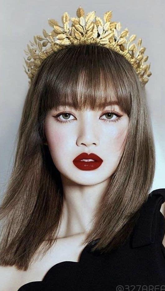 Thần thái của Lisa BlackPink quả thật không đùa được đâu.