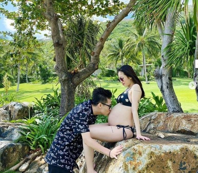 Đăng ảnh đi du lịch, con gái Minh Nhựa lại bị soi đôi chân bầm tím-2