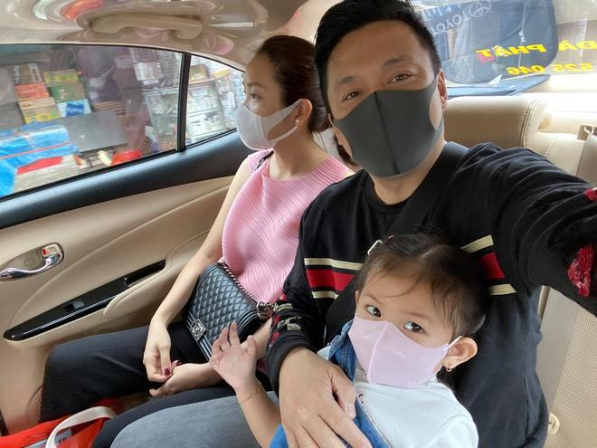 Nhã Phương, Lam Trường bảo vệ con giữa đại dịch virus corona-3