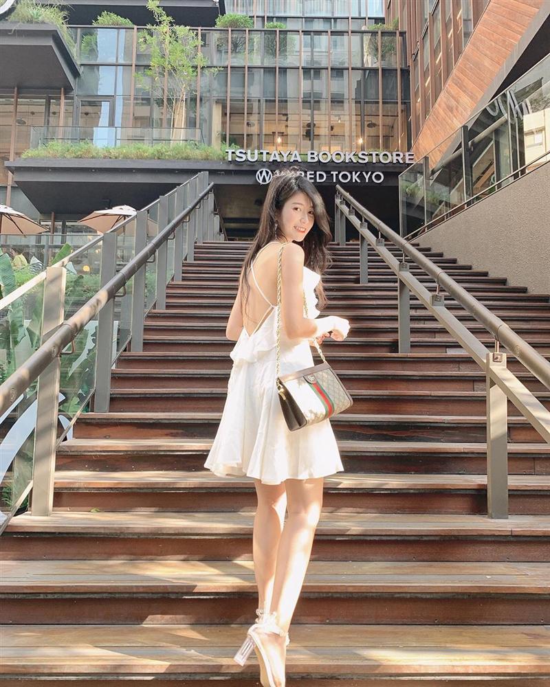 Nổi tiếng vì con gái mà làm xây dựng, sau 5 năm cô gái lột xác nóng bỏng kinh ngạc-3