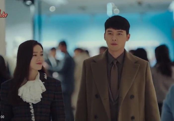 Hạ cánh nơi anh: Khoảnh khắc đại úy Ri thử vest khiến triệu trái tim fan girl tan vỡ-5