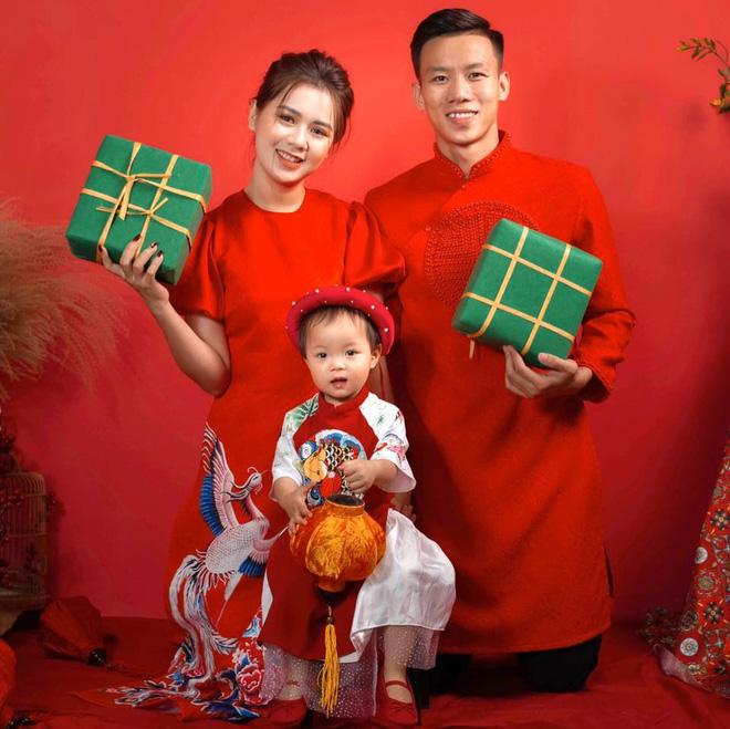 Mới đầu năm dân tình đã phải tan chảy với hội hot kid, đáng yêu gì đâu!-6