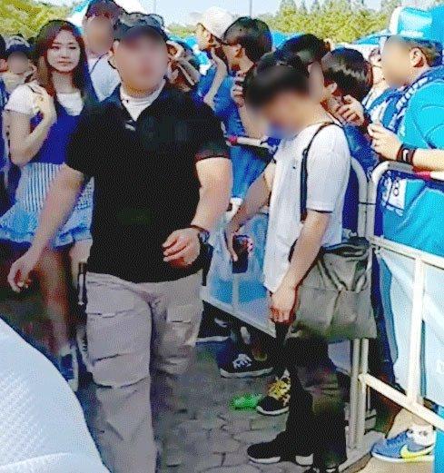 8 hình ảnh chứng minh idol Kpop là công việc khắc nghiệt đáng sợ, đừng mơ ngồi mát ăn bát vàng-6