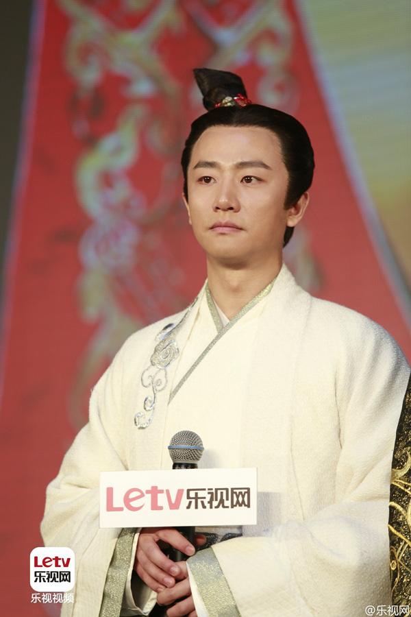 Giải oan cho những kiểu tóc cổ trang thảm họa: Sự thật sờ sờ chứ chẳng ai nỡ bịa hòng dìm hàng diễn viên-5