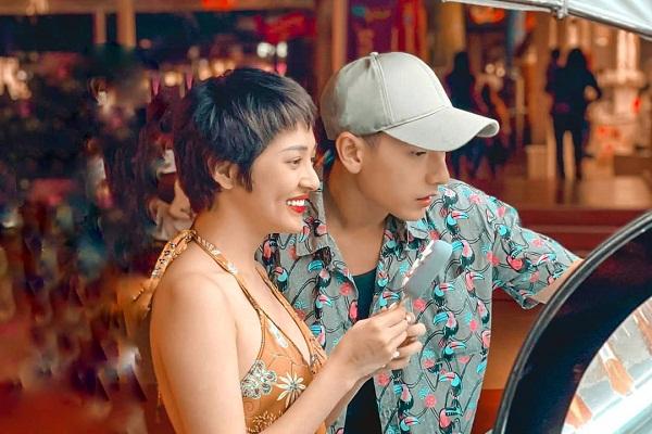 Isaac công khai lái xe tới phi trường đón Bảo Anh sau nghi vấn hẹn hò-5