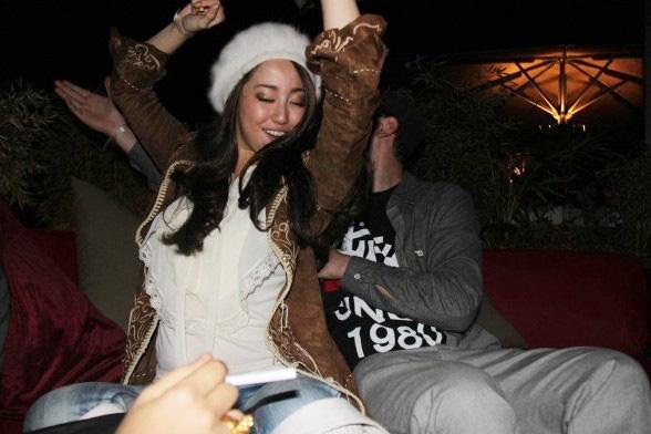 Đệ nhất ngọc nữ Nhật Bản: Sự nghiệp tan nát vì đời sống thác loạn trong bar, nghiện ngập, tù tội-5