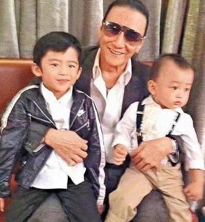 Từng tuyên bố cả đời này yêu nhất là Vương Phi, vì sao Tạ Đình Phong không cưới người tình già hơn 11 tuổi làm vợ?-11