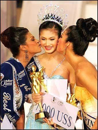 Nhan sắc chưa thắng được Nong Poy nhưng Hương Giang đã vượt qua cô ấy về điều này!-3