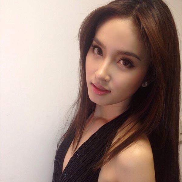 Nhan sắc chưa thắng được Nong Poy nhưng Hương Giang đã vượt qua cô ấy về điều này!-9