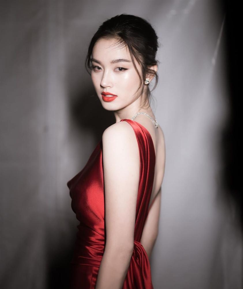 Nhan sắc chưa thắng được Nong Poy nhưng Hương Giang đã vượt qua cô ấy về điều này!-10