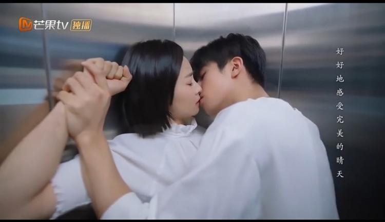 Chìm đắm với cảnh hôn trong phim Hoa ngữ có rating cao nhất mùa dịch virus corona-5