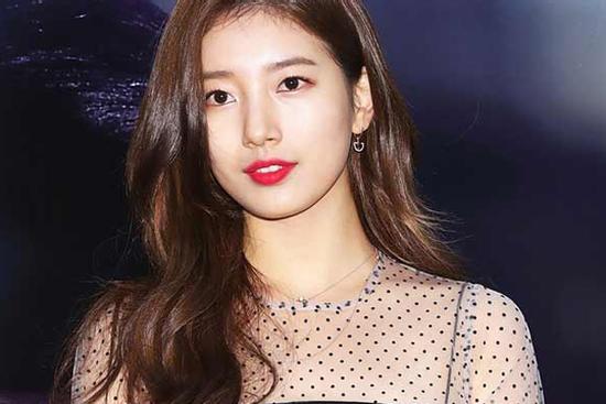 Phụ nữ sở hữu 1 trong 4 nét tướng sau càng lấy chồng muộn càng sung túc, sống như bà hoàng