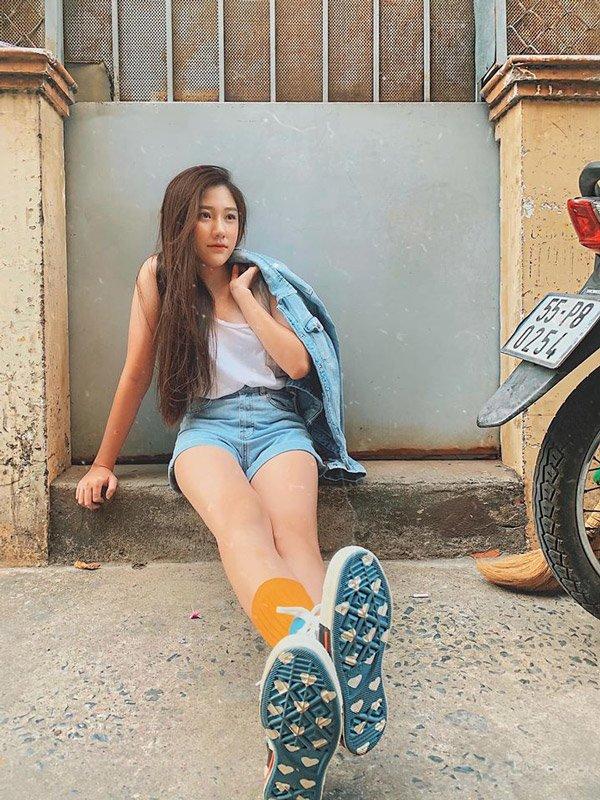 Cách nhau 14 tuổi nhưng Hari Won trẻ trung không kém cạnh em chồng-11