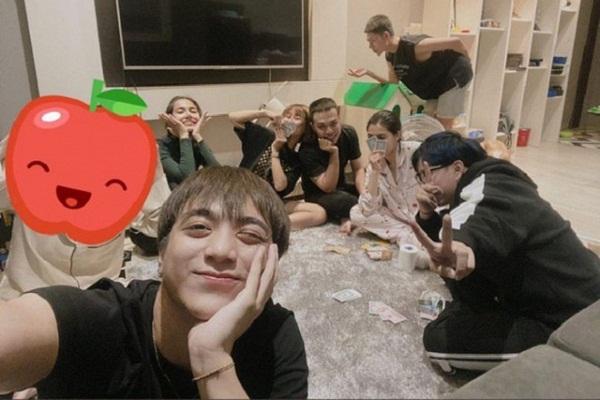 Soobin Hoàng Sơn đưa bạn gái đi ăn cùng mẹ?-3