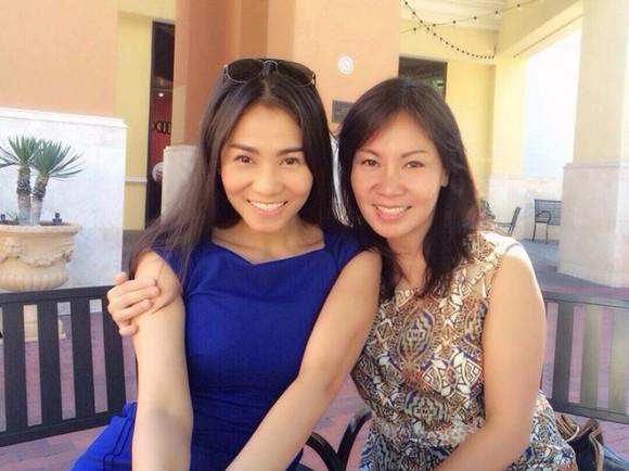 Ảnh hiếm hoi về chị gái Thu Minh, cách 8 tuổi vẫn trẻ trung không kém gì em gái-4