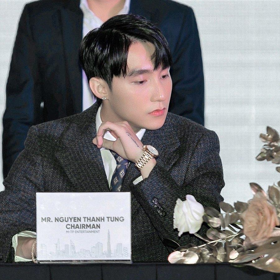 Sơn Tùng M-TP xác nhận kỷ lục mới vô tiền khoáng hậu tại showbiz Việt-1