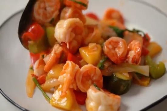 Công thức làm tôm chua ngọt sánh sốt đơn giản