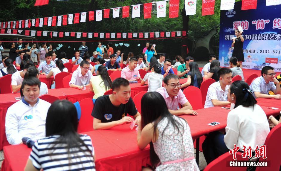 Bất chấp corona, nhiều phụ huynh vẫn ép con đi xem mắt, tìm người yêu-3