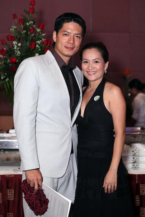 Bí quyết cắt đuôi kẻ thứ 3 của vợ sao Việt: Nhẹ nhàng mà ai nấy... tiệt nọc-5