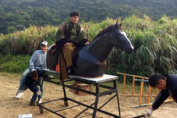 Những tình tiết vô lý trên phim mà bấy lâu nay fan không hề biết-10