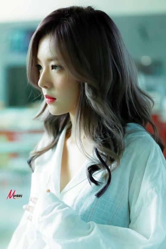 Góc nghiêng thần thánh 5 năm không đổi của Irene-5