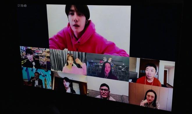 Show Trung Quốc ghi hình tại nhà để đối phó với dịch nCoV-2