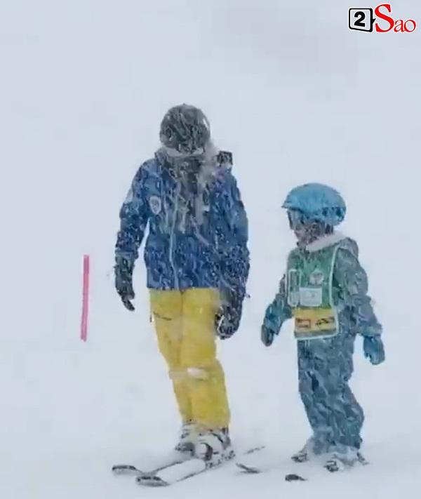 Lâu lâu không xuất hiện, quý tử nhà Thu Minh lớn nhanh như thổi gây ngỡ ngàng-3