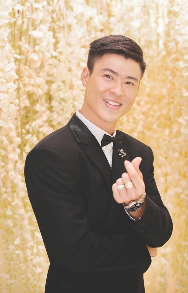 Duy Mạnh và Quỳnh Anh tung thêm bộ ảnh cưới ngọt ngào, lần này thì cách makeup của cô dâu xứng đáng 10 điểm!-5