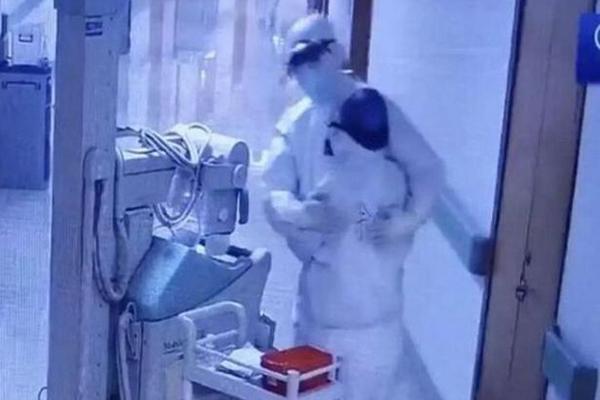 Anh chồng khiến chị em sợ chết khiếp: Mua 2 chỉ vàng tặng mẹ đẻ, chi li 410k tiền quà sinh nhật cho mẹ vợ-3