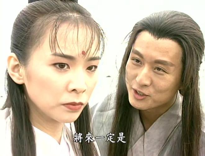 Tài tử Ỷ thiên đồ long ký làm DJ trong quán bar mưu sinh, tiều tụy chăm sóc cha già yếu-2