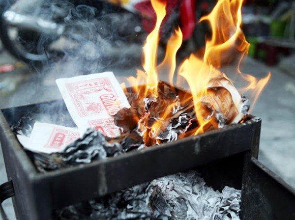 Sai lầm hóa vàng Rằm tháng Giêng các nhà hay mắc, phải bỏ ngay kẻo mang họa-2