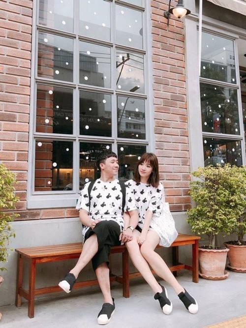 Gần Valentine, nhìn vợ chồng Trấn Thành diện đồ đôi leo núi ai cũng ghen tị-4