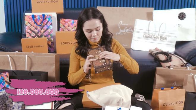 Duy Mạnh - Quỳnh Anh sở hữu nhà riêng, xe sang, đồ hiệu trước khi cưới-6