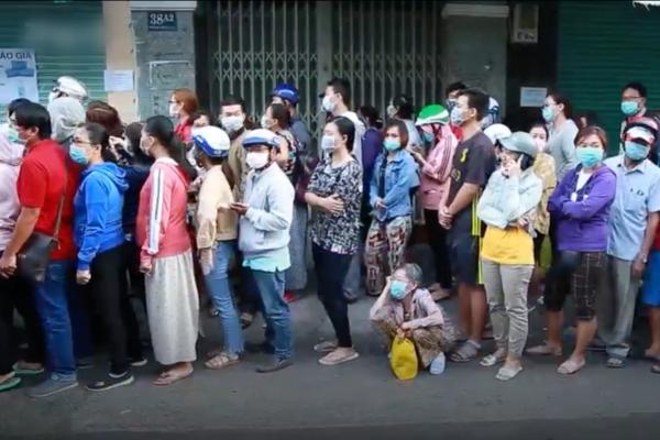 Hà Nội: Phát hiện người Trung Quốc mua gom số lượng lớn khẩu trang tập kết tại biệt thự-3