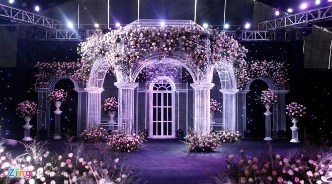 Lễ cưới của Duy Mạnh ngập sắc hồng được nhập về từ Hà Lan-5