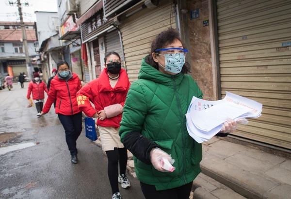 Vũ Hán rà soát từng nhà, quyết không bỏ sót người nhiễm virus corona-2