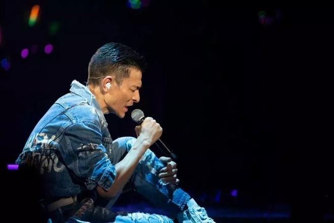 Lưu Đức Hoa mất 7 triệu USD vì đại dịch virus corona-1